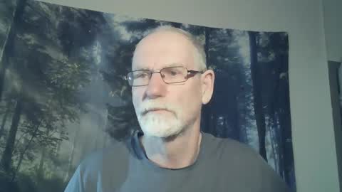 Snapshot of larbie chatting on December 2024 06:35:01 AM Larbie online show from December 2024 06:35:01 AM