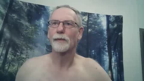 Snapshot of larbie chatting on February 2025 01:02:01 AM Larbie online show from February 2025 01:02:01 AM