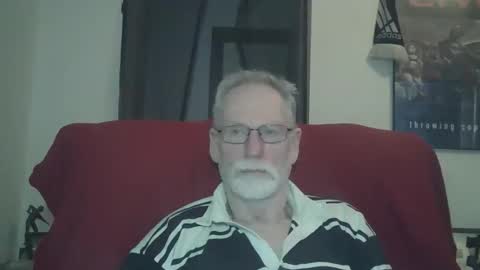 Snapshot of larbie chatting on September 2025 02:01:01 AM Larbie online show from September 2025 02:01:01 AM