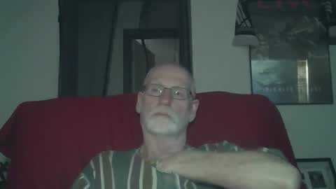 Snapshot of larbie chatting on October 2025 09:42:01 AM Larbie online show from October 2025 09:42:01 AM