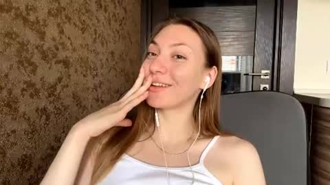 Snapshot of lareebuggie chatting on June 2026 05:12:02 AM Eva online show from June 2026 05:12:02 AM