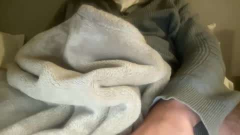 Snapshot of largecockkenny chatting on October 2025 10:55:02 PM HUNG YUNG STR8 online show from October 2025 10:55:02 PM