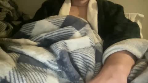 Snapshot of largecockkenny chatting on February 2026 10:49:01 PM HUNG YUNG STR8 online show from February 2026 10:49:01 PM