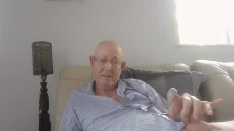 largerthan-   say hi on entry online show from January 2026 11:41:02 PM