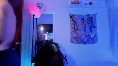 Snapshot of larry_stewart chatting on June 2026 12:24:02 AM larry_stewart online show from June 2026 12:24:02 AM