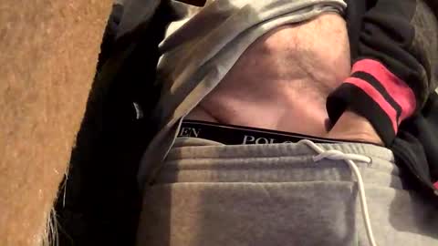 larrythelover23 online show from January 2026 02:05:02 AM