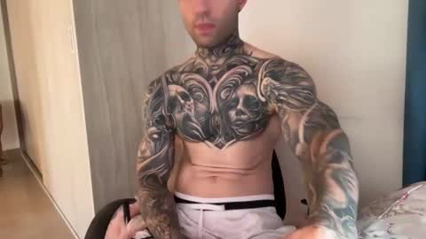 Snapshot of larsskeet chatting on June 2026 05:45:01 PM larsskeet online show from June 2026 05:45:01 PM