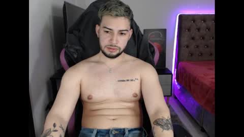 Snapshot of latam_ chatting on December 2024 06:53:02 AM YOUR BABY online show from December 2024 06:53:02 AM