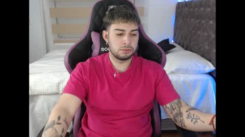 Snapshot of latam_ chatting on January 2025 07:07:01 AM YOUR BABY online show from January 2025 07:07:01 AM