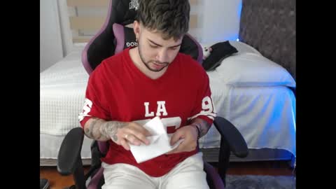 Snapshot of latam_ chatting on February 2025 11:16:02 PM YOUR BABY online show from February 2025 11:16:02 PM