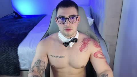 Snapshot of latam_ chatting on May 2026 01:01:01 AM YOUR BABY online show from May 2026 01:01:01 AM