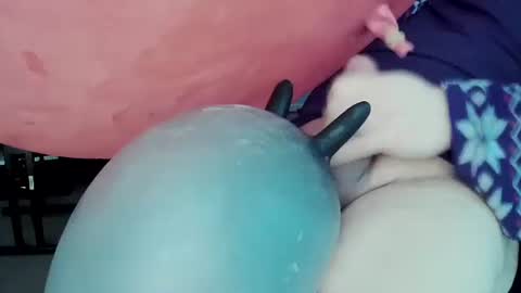 latexchris77 online show from March 2025 08:41:02 AM