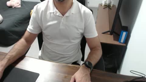 latexdave84 online show from December 2025 10:35:01 AM