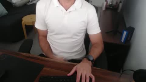 latexdave84 online show from February 2026 10:14:01 AM