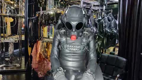 latexlover202 online show from March 2026 05:13:02 PM