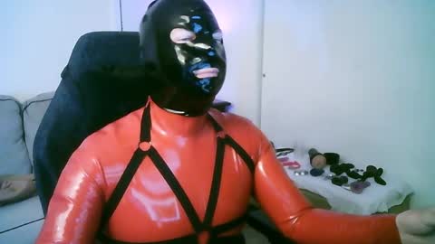 Snapshot of latexminheadroom chatting on May 2026 01:44:01 AM latexminheadroom online show from May 2026 01:44:01 AM