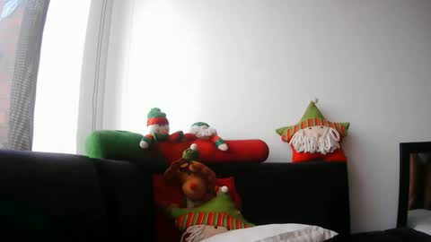 latiinvenushot online show from December 2025 03:18:02 PM