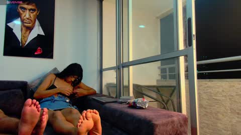 Snapshot of latin_couple77 chatting on December 2024 02:43:01 AM Sara y Andy online show from December 2024 02:43:01 AM