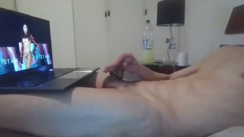 Snapshot of latin_pap chatting on October 2025 11:30:01 AM latin_pap online show from October 2025 11:30:01 AM