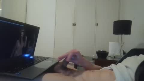 Snapshot of latin_pap chatting on November 2025 11:01:02 AM latin_pap online show from November 2025 11:01:02 AM