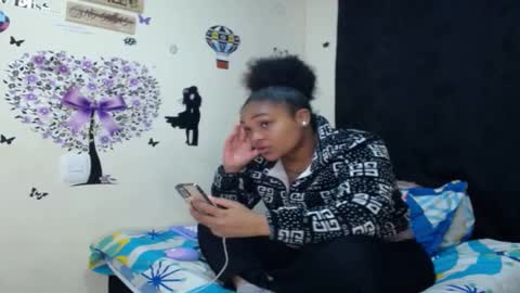 karen online show from December 2024 01:52:02 AM