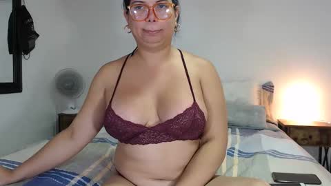 Snapshot of latinaflower_ts chatting on October 2025 04:50:01 PM FLOR SALVAJE online show from October 2025 04:50:01 PM
