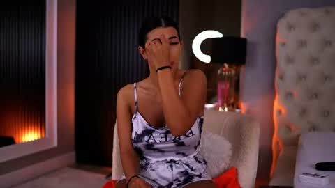 Latina online show from July 2026 06:22:02 PM