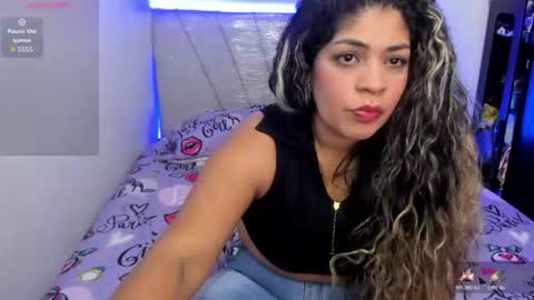 Snapshot of latinamav22 chatting on June 2026 01:19:02 AM latinamav22 online show from June 2026 01:19:02 AM