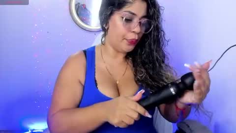 Snapshot of latinamav22 chatting on June 2026 11:30:02 PM latinamav22 online show from June 2026 11:30:02 PM