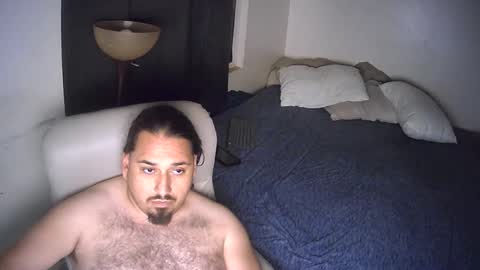 LatinoBB online show from October 2025 08:04:02 AM