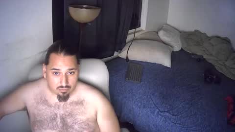 LatinoBB online show from October 2025 06:30:01 AM