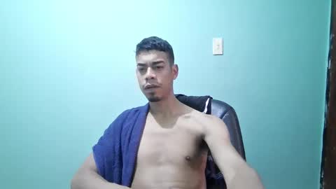 Snapshot of latinbigcrazy chatting on May 2026 06:38:02 PM latinbigcrazy online show from May 2026 06:38:02 PM
