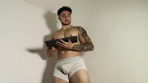 LatinBoyVIP  Colombian online show from June 2026 02:40:02 PM