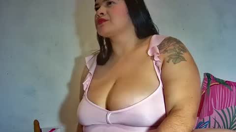 latincurvy1992 online show from February 2025 04:09:02 AM