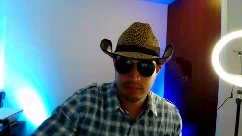 Latingogo online show from February 2026 09:33:02 PM