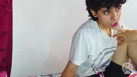 Snapshot of latinheatx22 chatting on May 2026 11:24:02 PM latinheatx22 online show from May 2026 11:24:02 PM