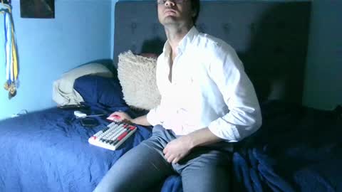 latinincognito online show from February 2025 07:18:01 AM