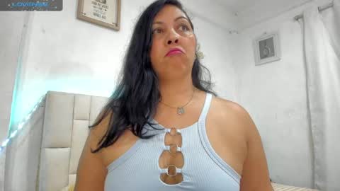 Vanessa online show from October 2025 02:07:01 AM