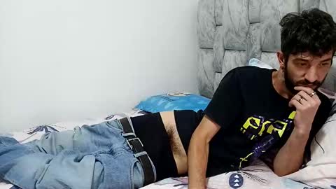 latinlustandfrenchkiss online show from November 2025 03:36:01 PM