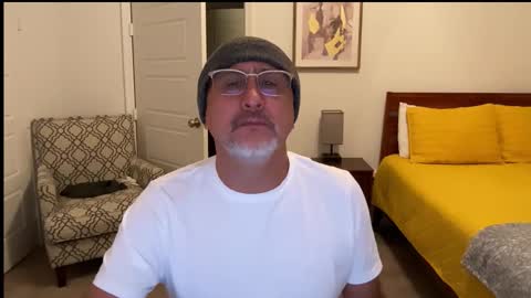 QS - INDEPENDENT MODEL online show from December 2025 03:33:01 AM