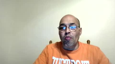 Snapshot of latinoinfla chatting on February 2026 12:55:01 AM latinoinfla online show from February 2026 12:55:01 AM