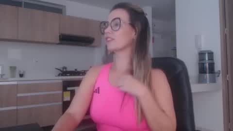 latinpaprika online show from March 2026 11:31:02 PM