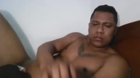 Snapshot of latinrayf chatting on February 2025 03:19:01 PM latinrayf online show from February 2025 03:19:01 PM