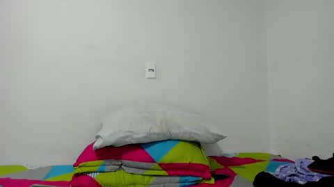 Snapshot of latinsecretfantasy chatting on February 2025 12:57:02 PM latinsecretfantasy online show from February 2025 12:57:02 PM