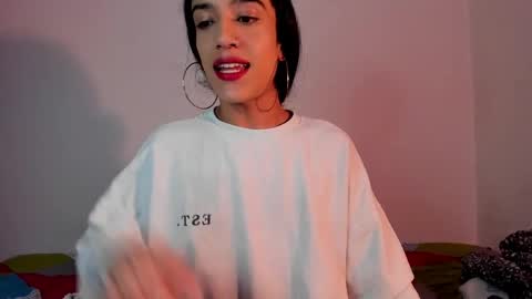 Snapshot of latinsecretfantasy chatting on February 2025 07:02:02 AM latinsecretfantasy online show from February 2025 07:02:02 AM