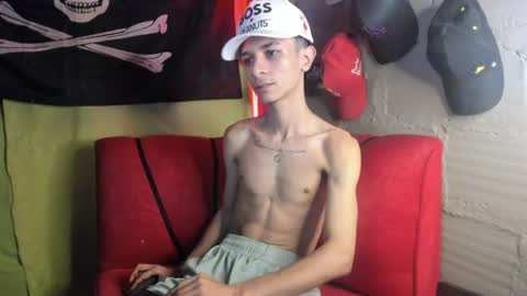 Snapshot of latinskinny_ chatting on July 2026 03:23:01 AM Angel online show from July 2026 03:23:01 AM