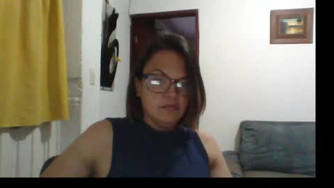 Snapshot of lau16310 chatting on May 2026 10:55:01 PM Laura online show from May 2026 10:55:01 PM