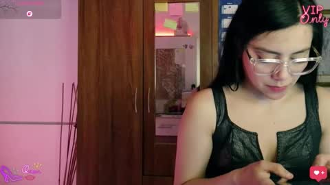 laujgray online show from March 2026 01:23:01 AM