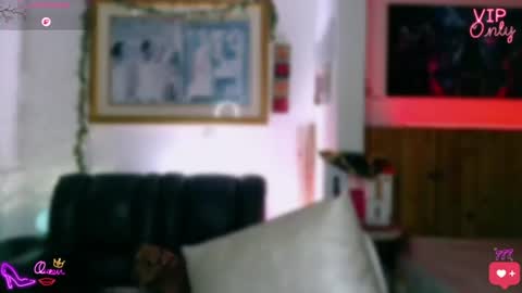 Snapshot of laujgray chatting on June 2026 01:59:02 AM laujgray online show from June 2026 01:59:02 AM