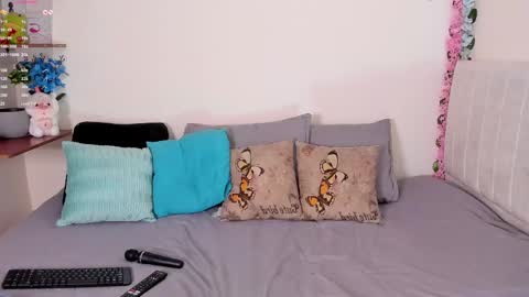 laura1__ online show from March 2025 12:28:02 AM